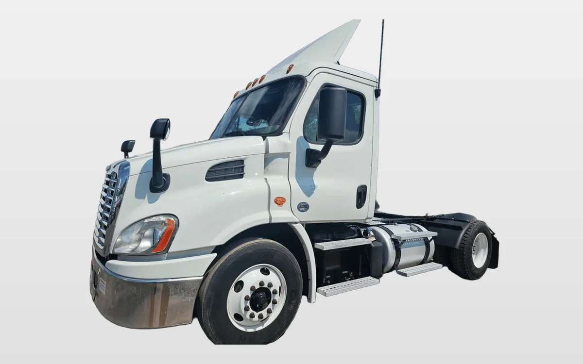 2019 Freightliner - image 1