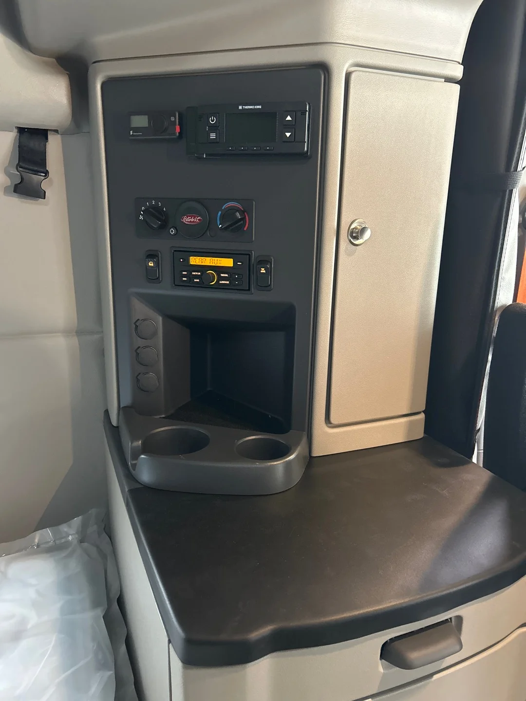 2026 Peterbilt 579 - image 19