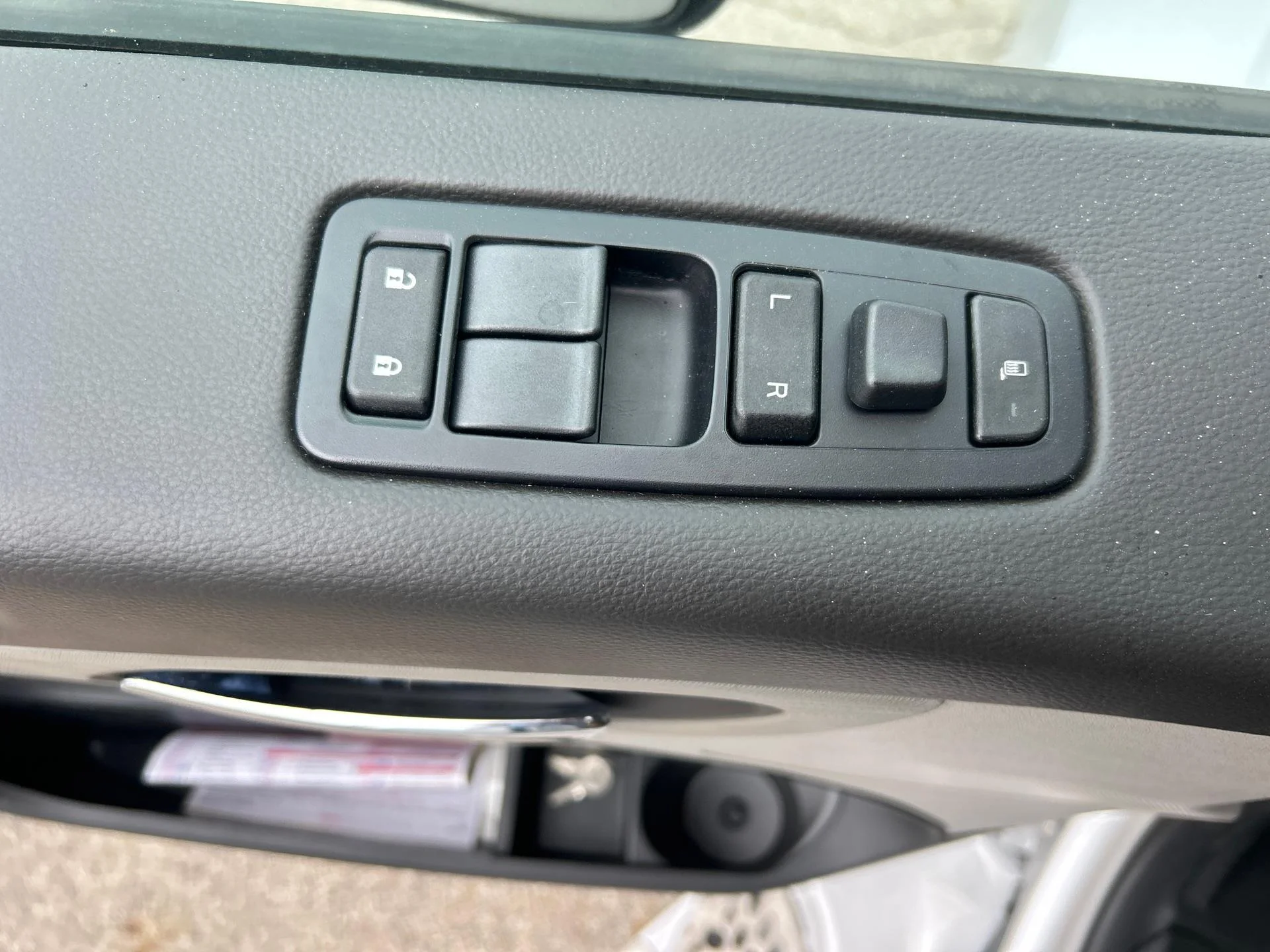 2026 Peterbilt 579 - image 11