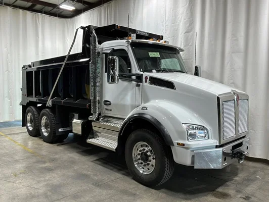 2027 Kenworth T880 in Mableton, GA