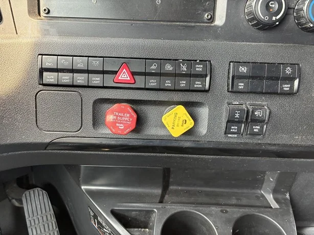 2023 Freightliner Cascadia in Idaho Falls, ID — photo 39
