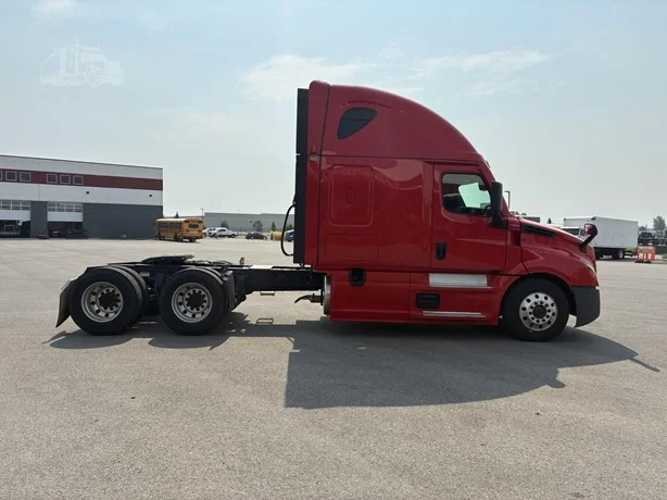 2023 Freightliner Cascadia in Idaho Falls, ID — photo 6