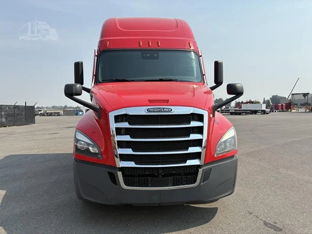 2023 Freightliner Cascadia in Idaho Falls, ID — photo 8