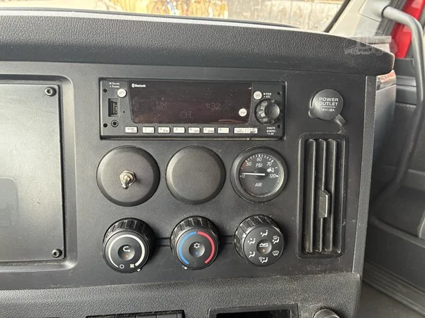 2023 Freightliner Cascadia in Idaho Falls, ID — photo 30