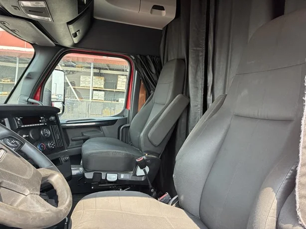2023 Freightliner Cascadia in Idaho Falls, ID — photo 21