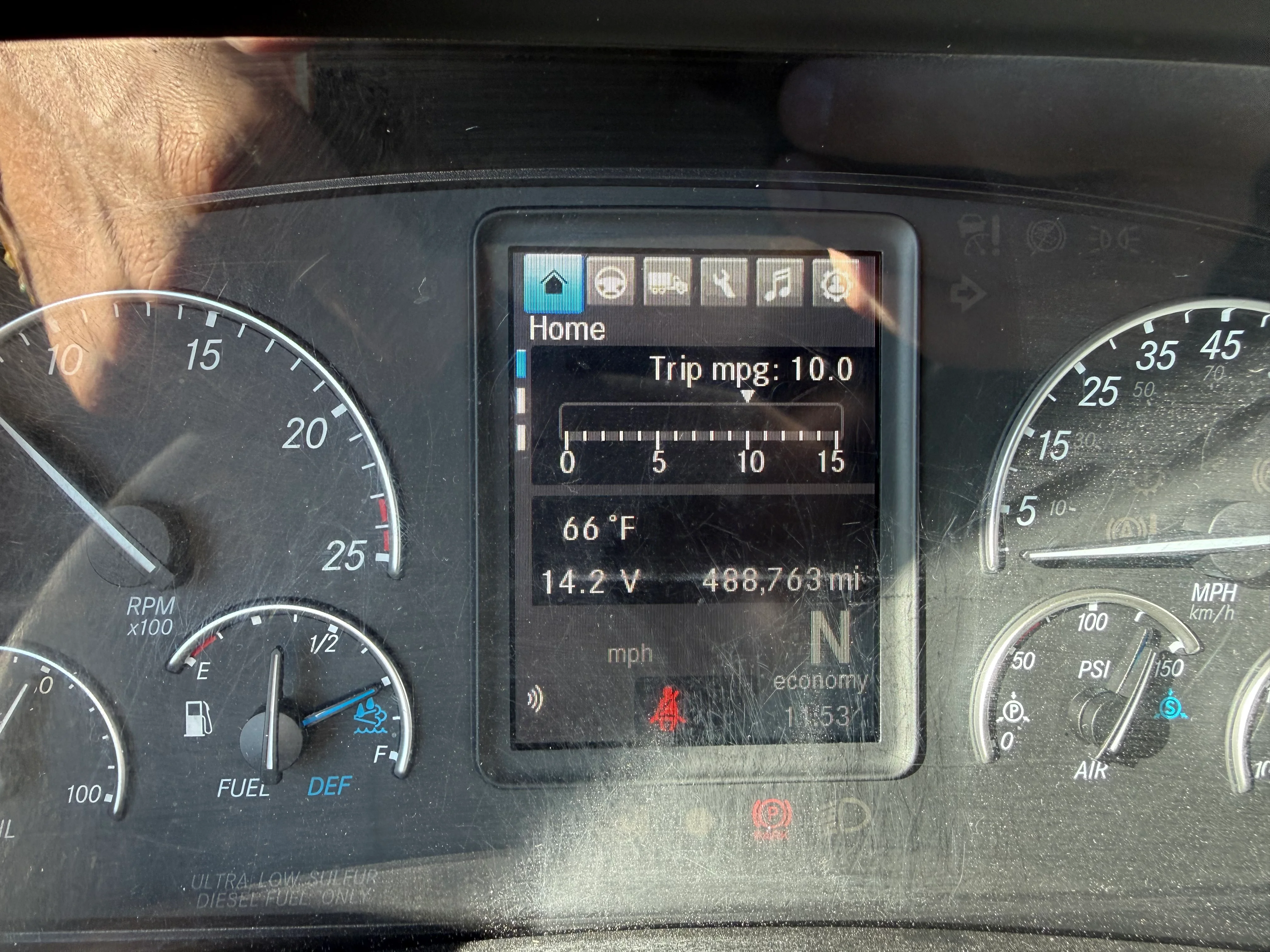 2023 Freightliner Cascadia in San Diego, CA — photo 14