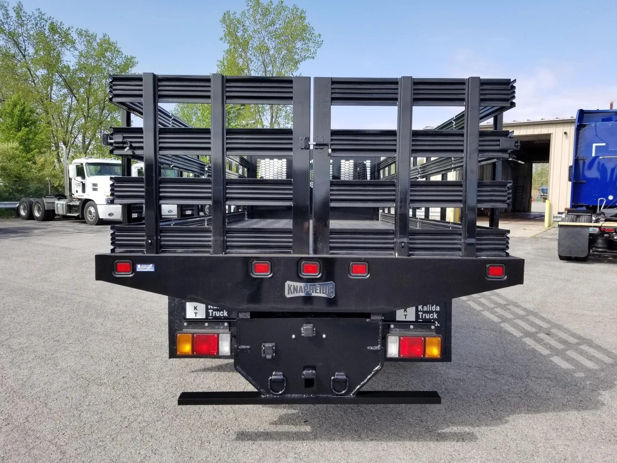 2024 Hino in Findlay, OH — photo 4