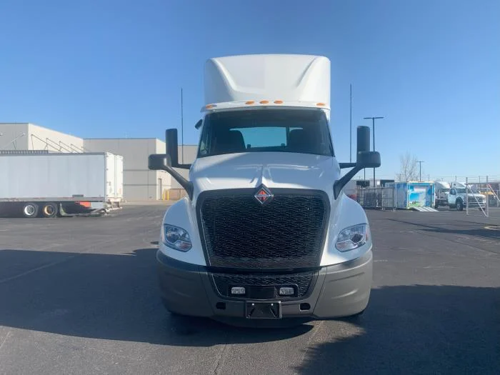 2026 International LT - image 15