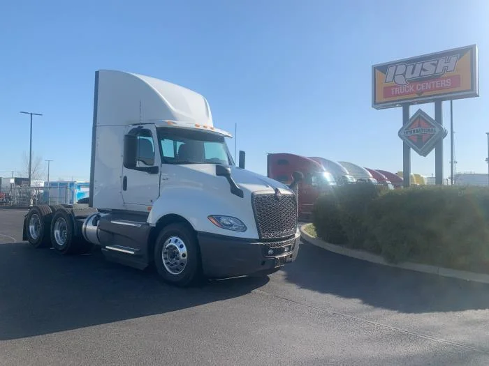 2026 International LT - image 9