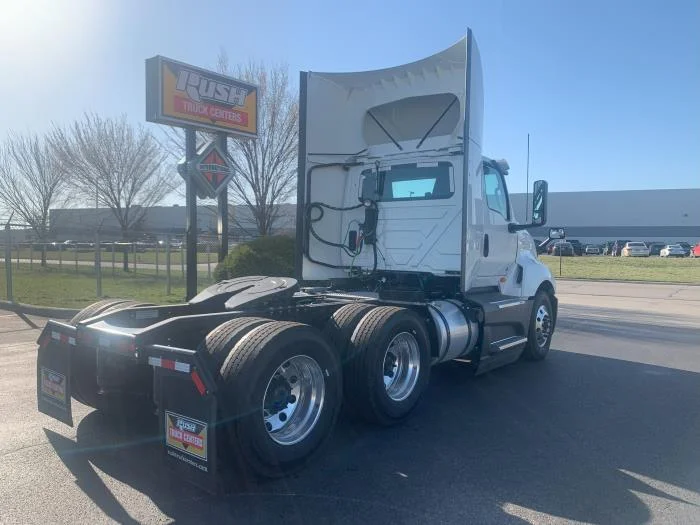 2026 International LT - image 11