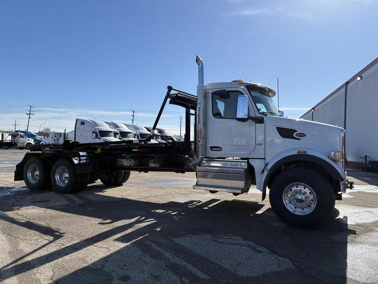 2025 Peterbilt 567 in Rochester, MN — photo 6
