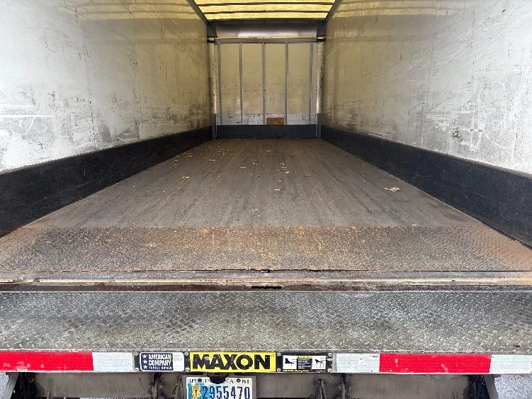 2021 Freightliner M2 106 - image 10