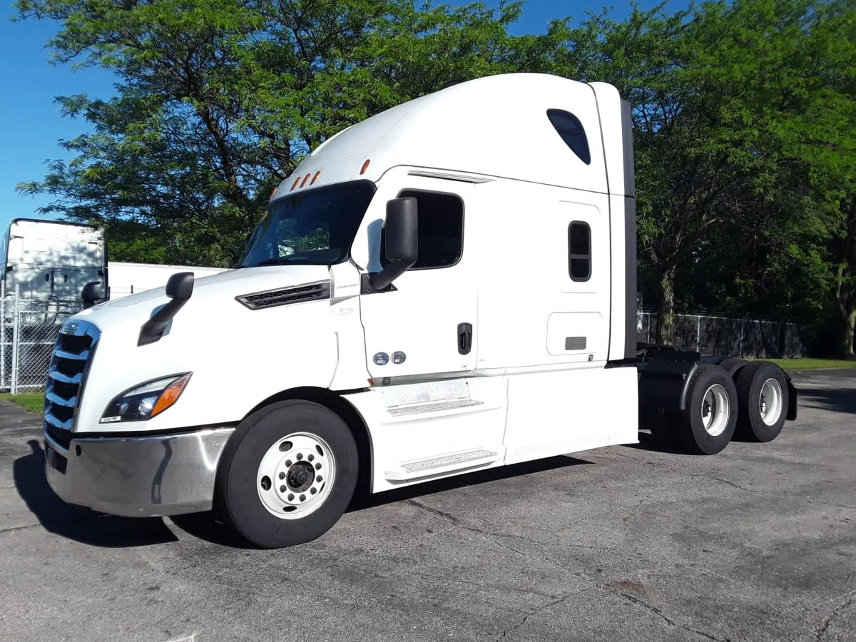 2023 Freightliner Cascadia