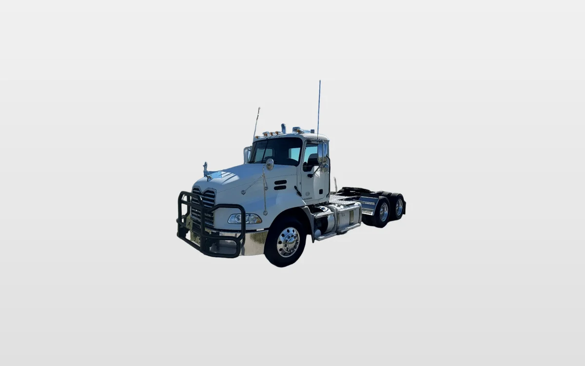 2017 MACK CXU613 - USED TRUCKS DAY CAB - image 1
