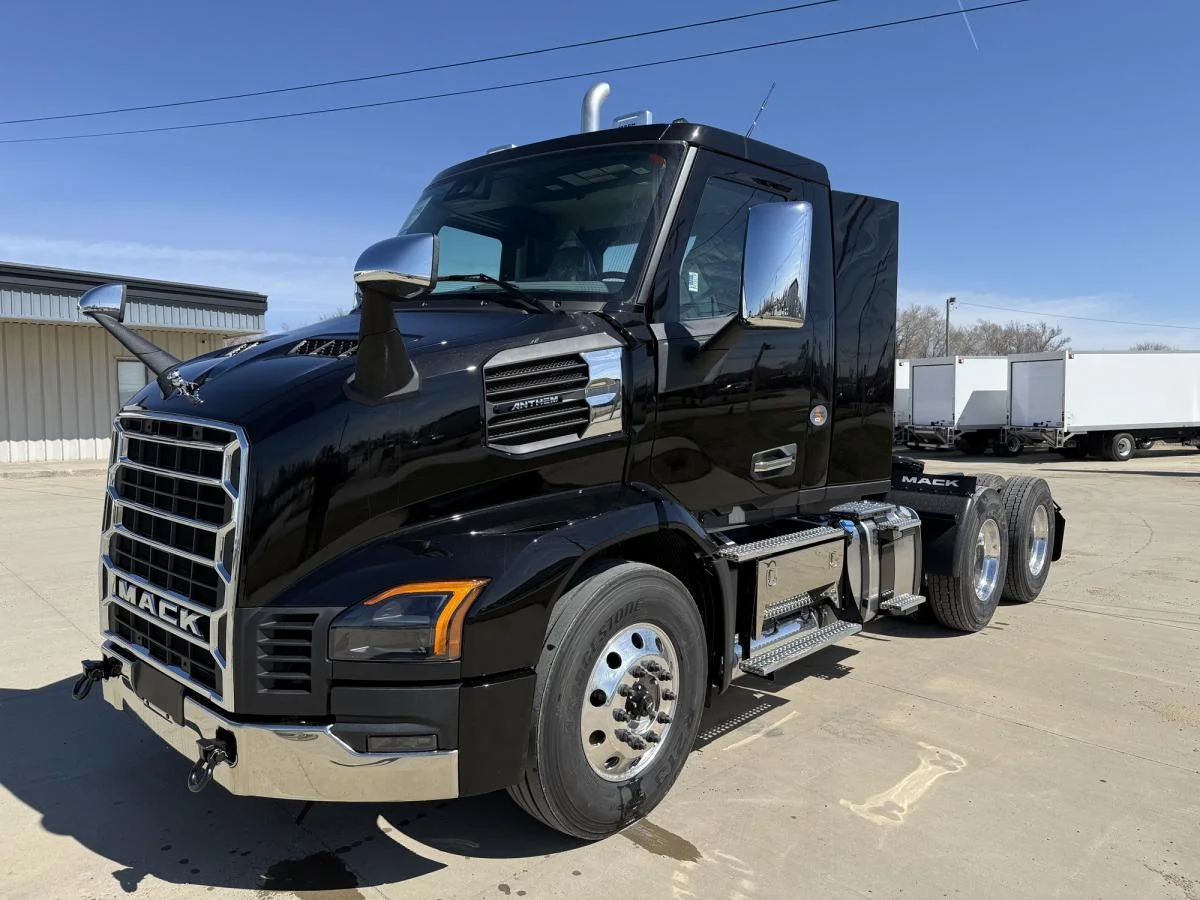 2027 Mack in Cedar Rapids, IA