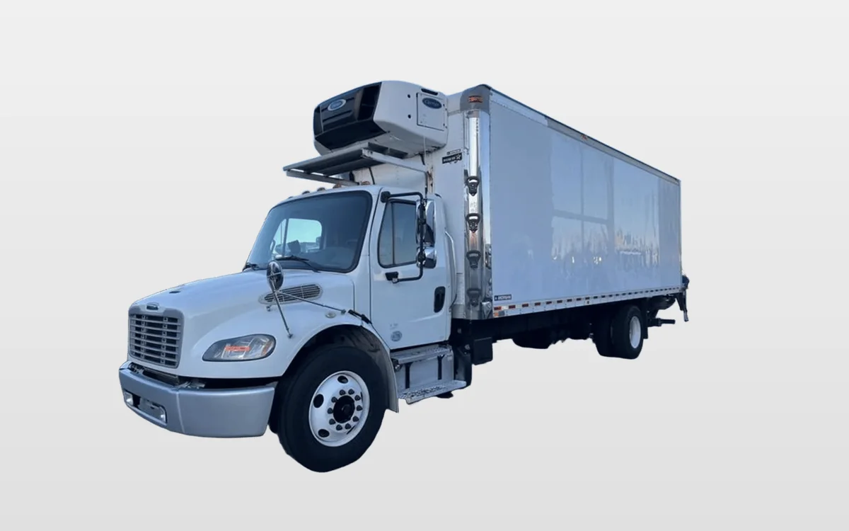 2018 Freightliner M2 106 - image 1
