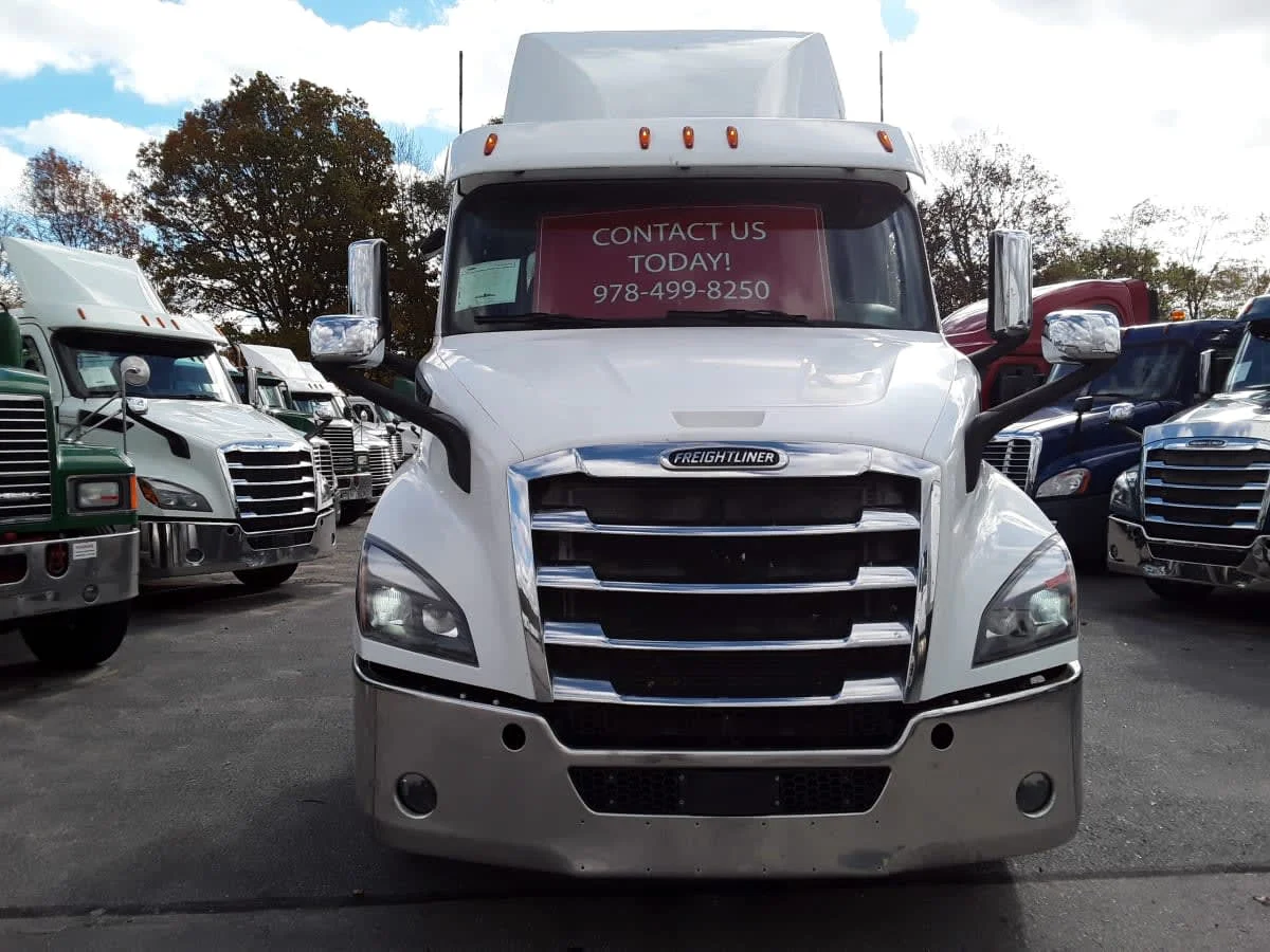 2020 Freightliner Cascadia in Salisbury, MA