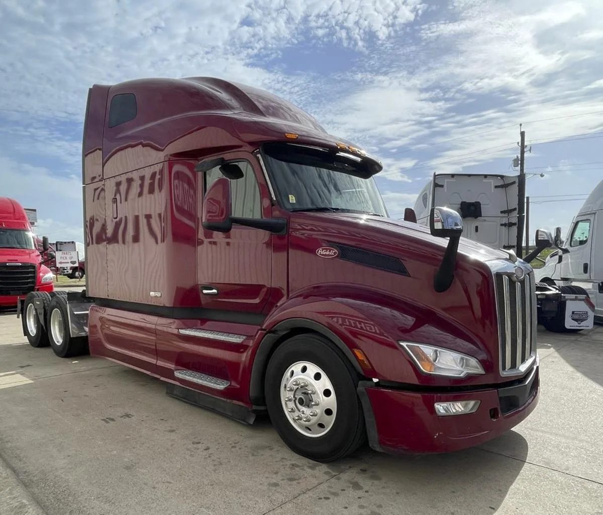 2023 Peterbilt 579