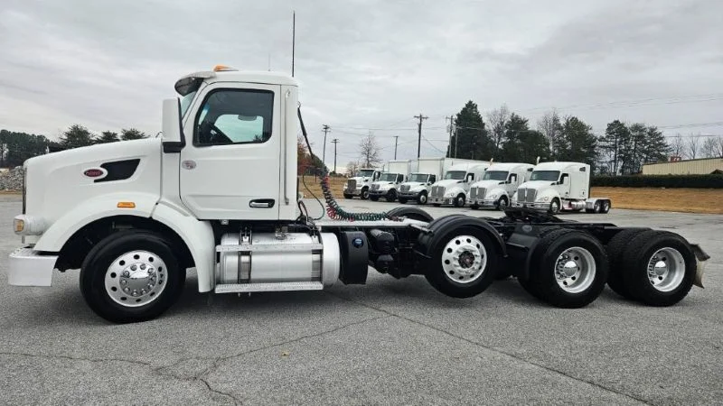2022 Peterbilt 567 - image 7