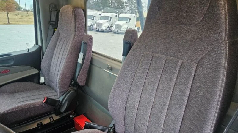 2022 Peterbilt 567 - image 3