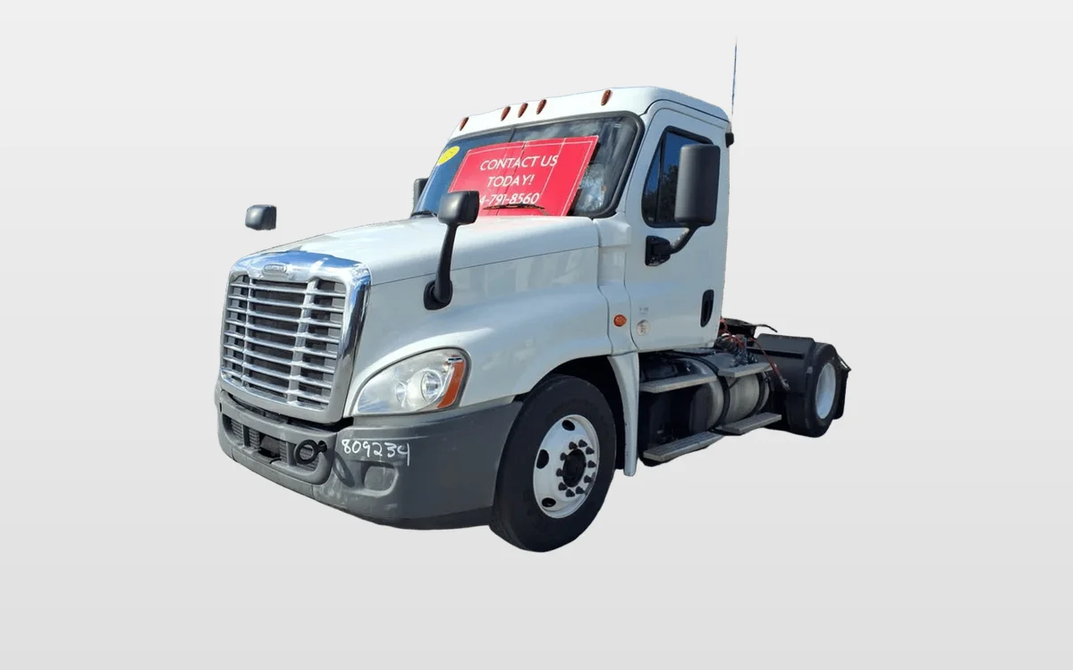 2019 Freightliner - image 1