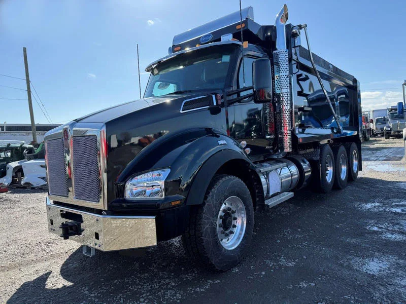2025 Kenworth T880