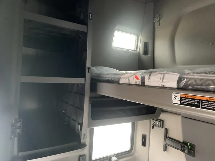 2026 International LT - image 23