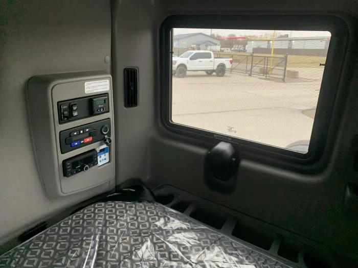 2026 International LT - image 19