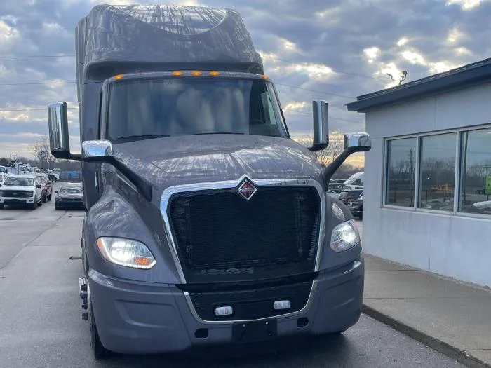 2026 International LT - image 4