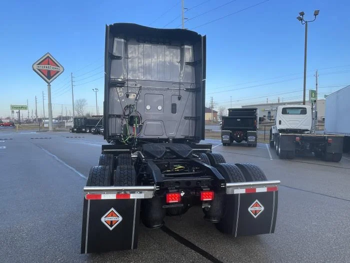 2026 International LT - image 7