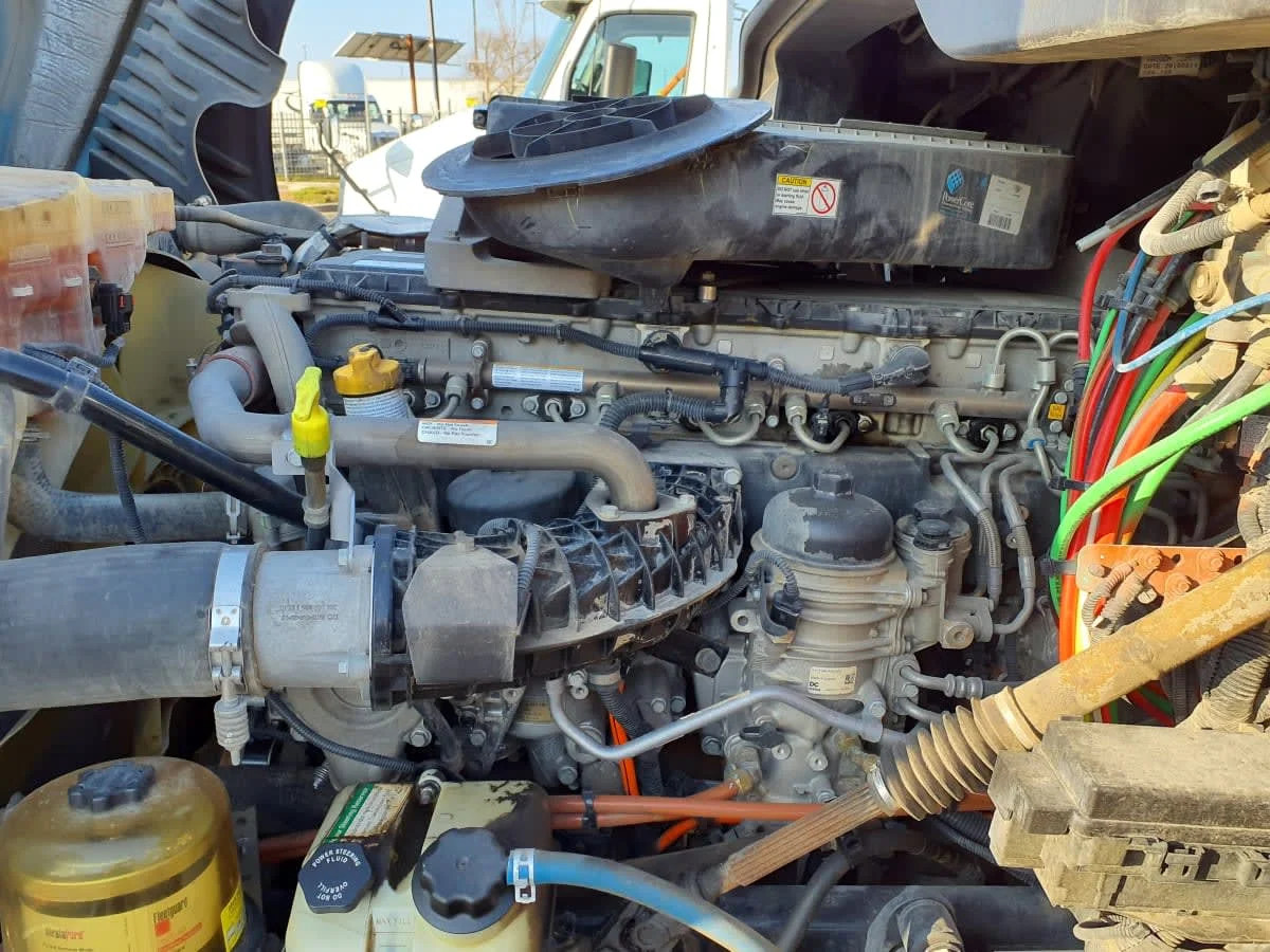 2019 Freightliner Cascadia in Atlanta, GA — photo 8