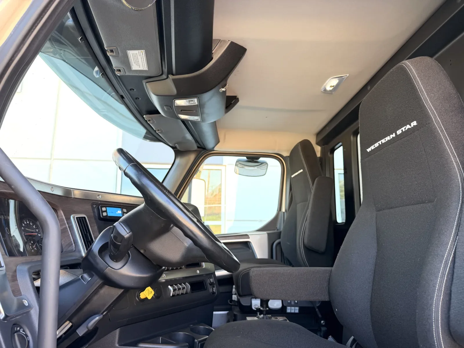 2024 Western Star 4700 - image 15