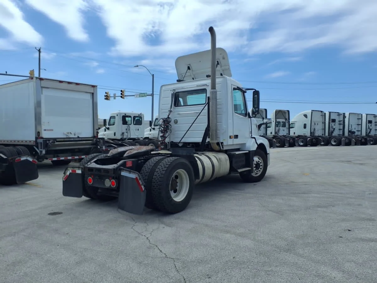 2016 Volvo in Fort Worth, TX — photo 4