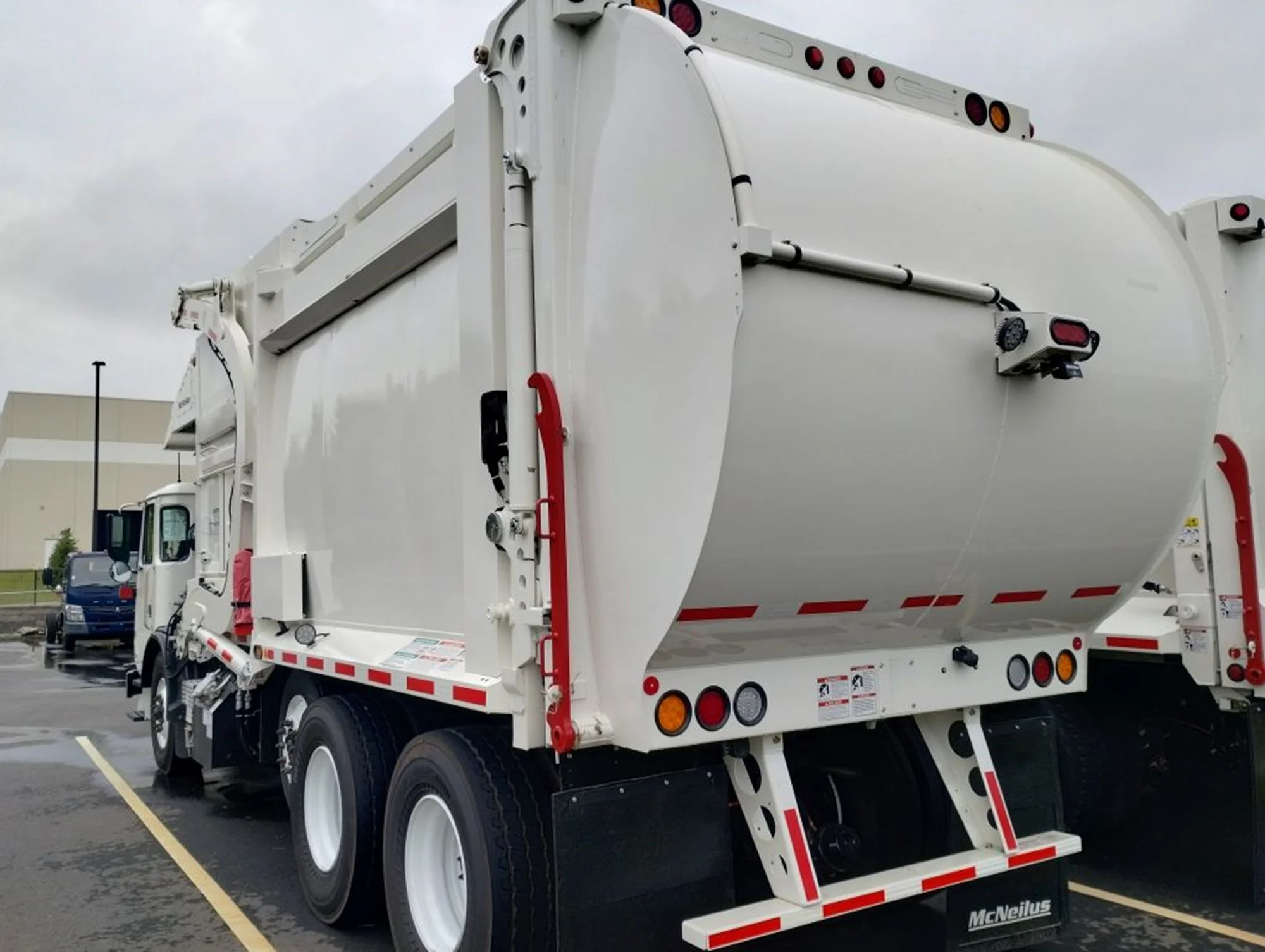 2024 Autocar ACX in Trenton, NJ — photo 3