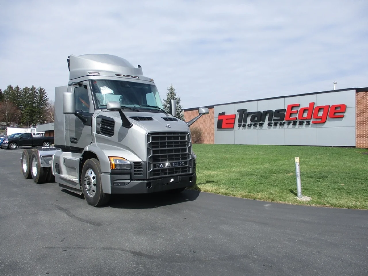 2027 Mack Anthem in Allentown, PA