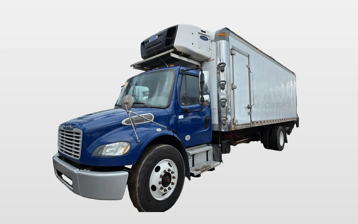 2018 Freightliner M2 106 - image 1
