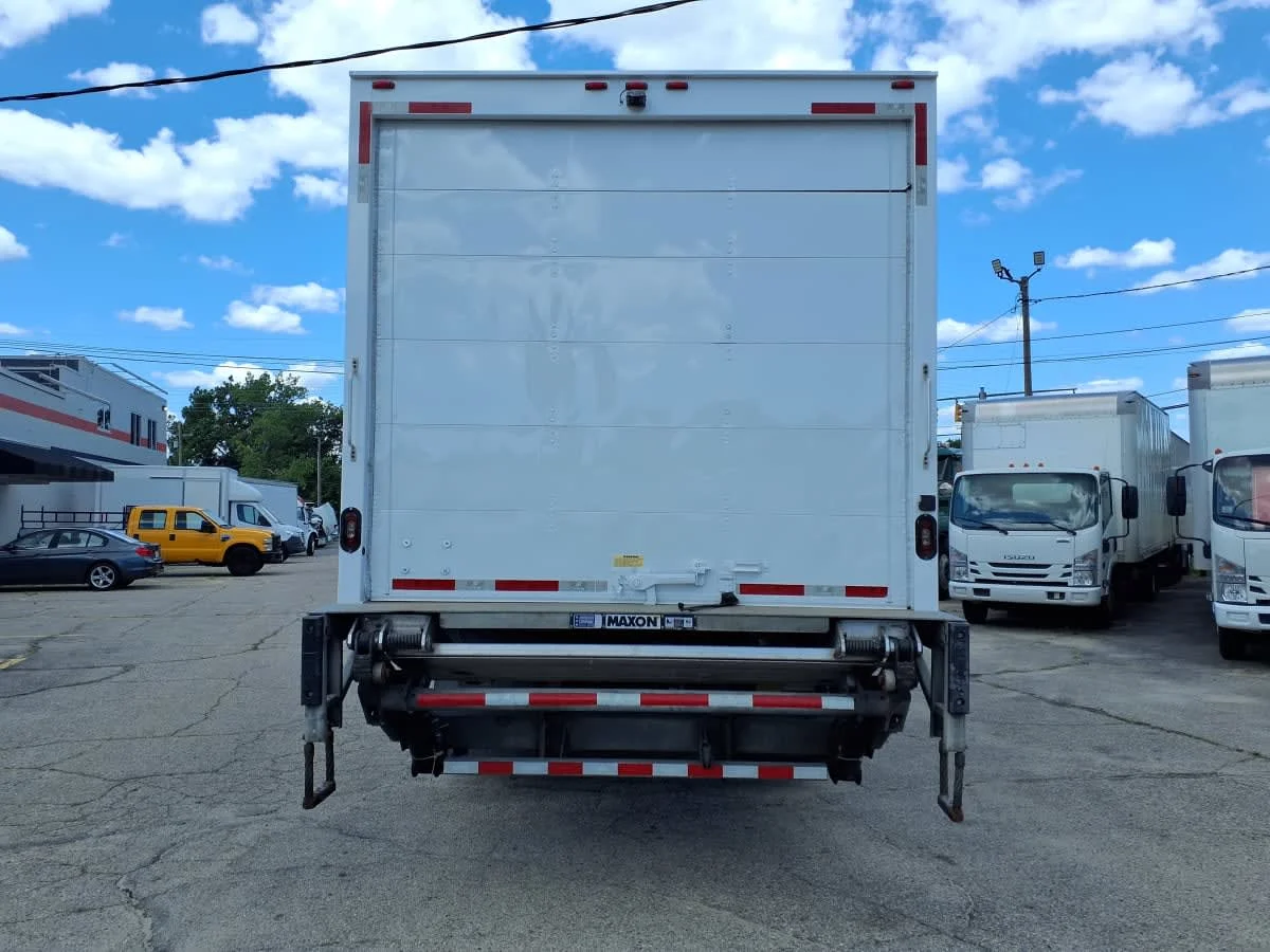 2019 Freightliner M2 106 in Warwick, RI — photo 5