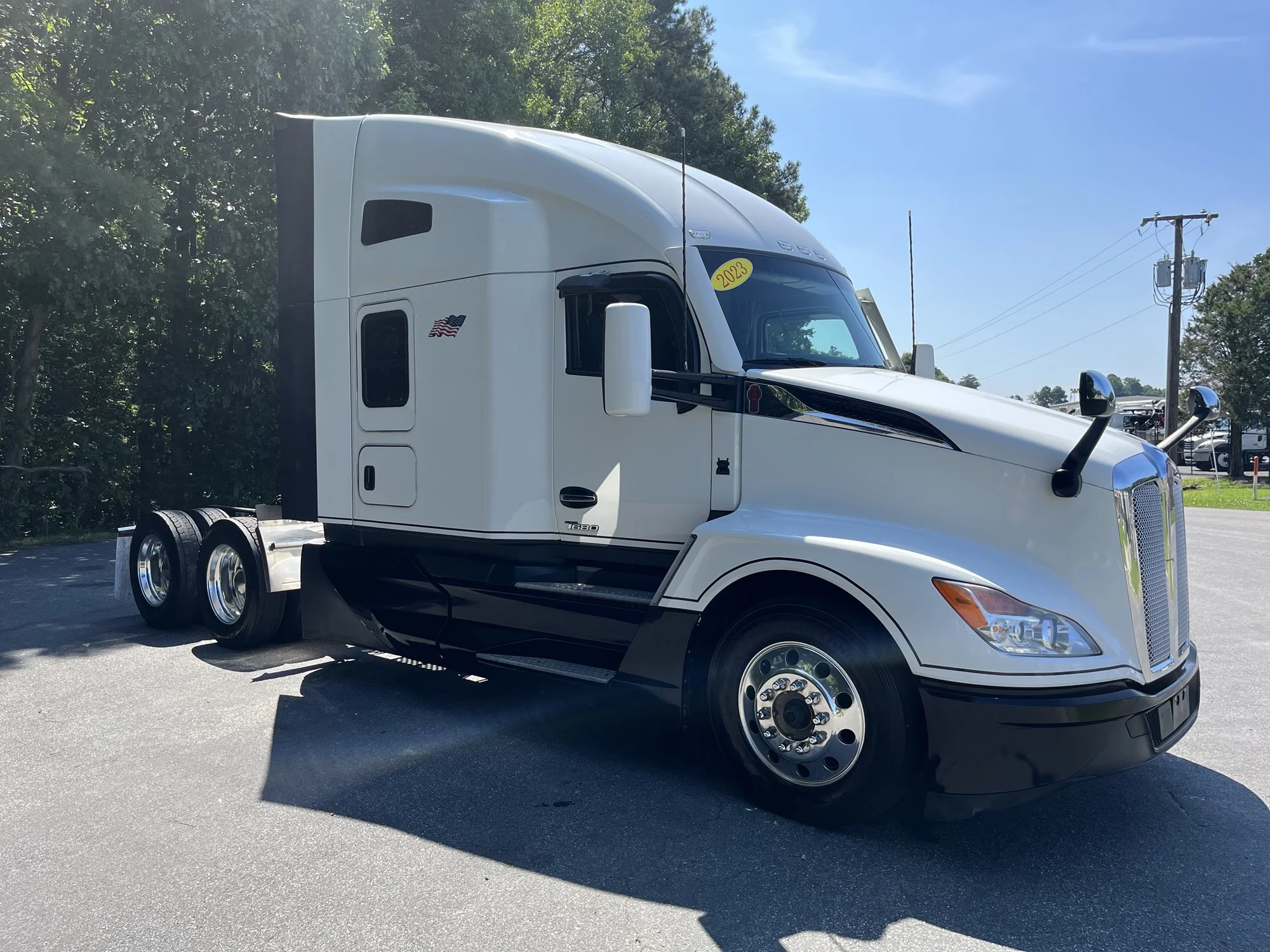 2023 Kenworth T680 in Richmond, VA — photo 3