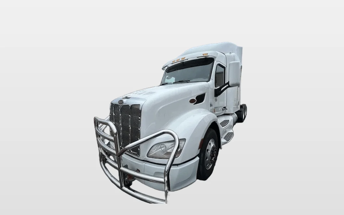 2020 Peterbilt 579 - image 1