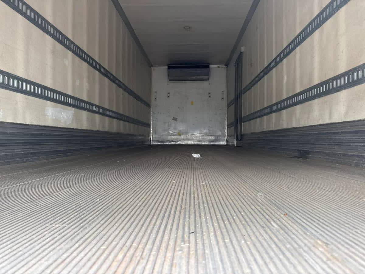 2019 International MV - image 9