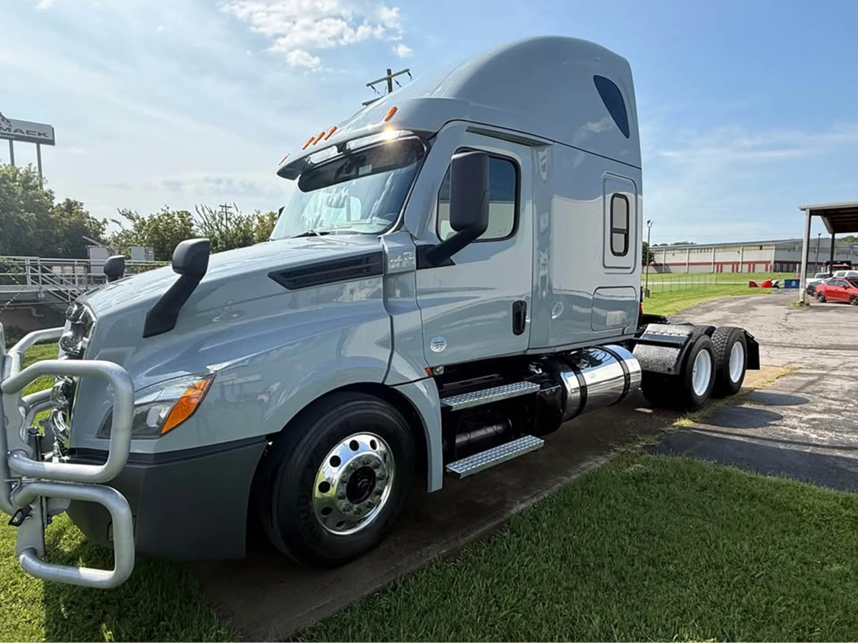 2020 Freightliner Cascadia