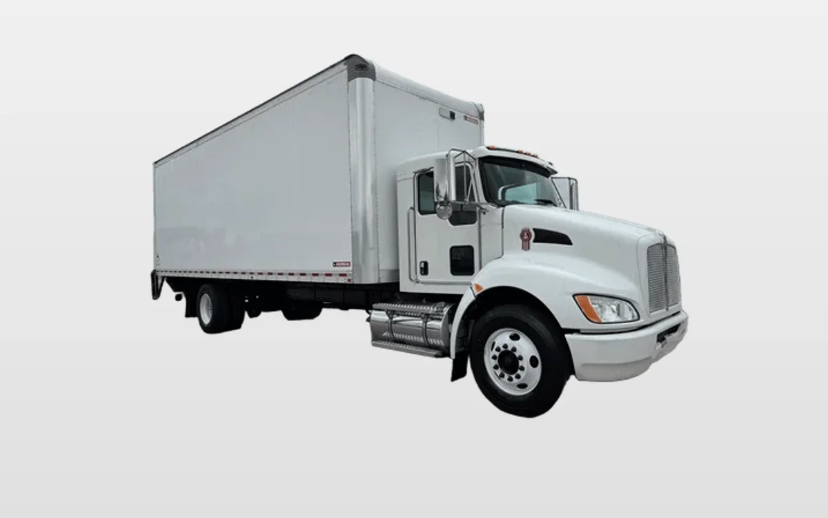 2022 Kenworth T270 - image 1