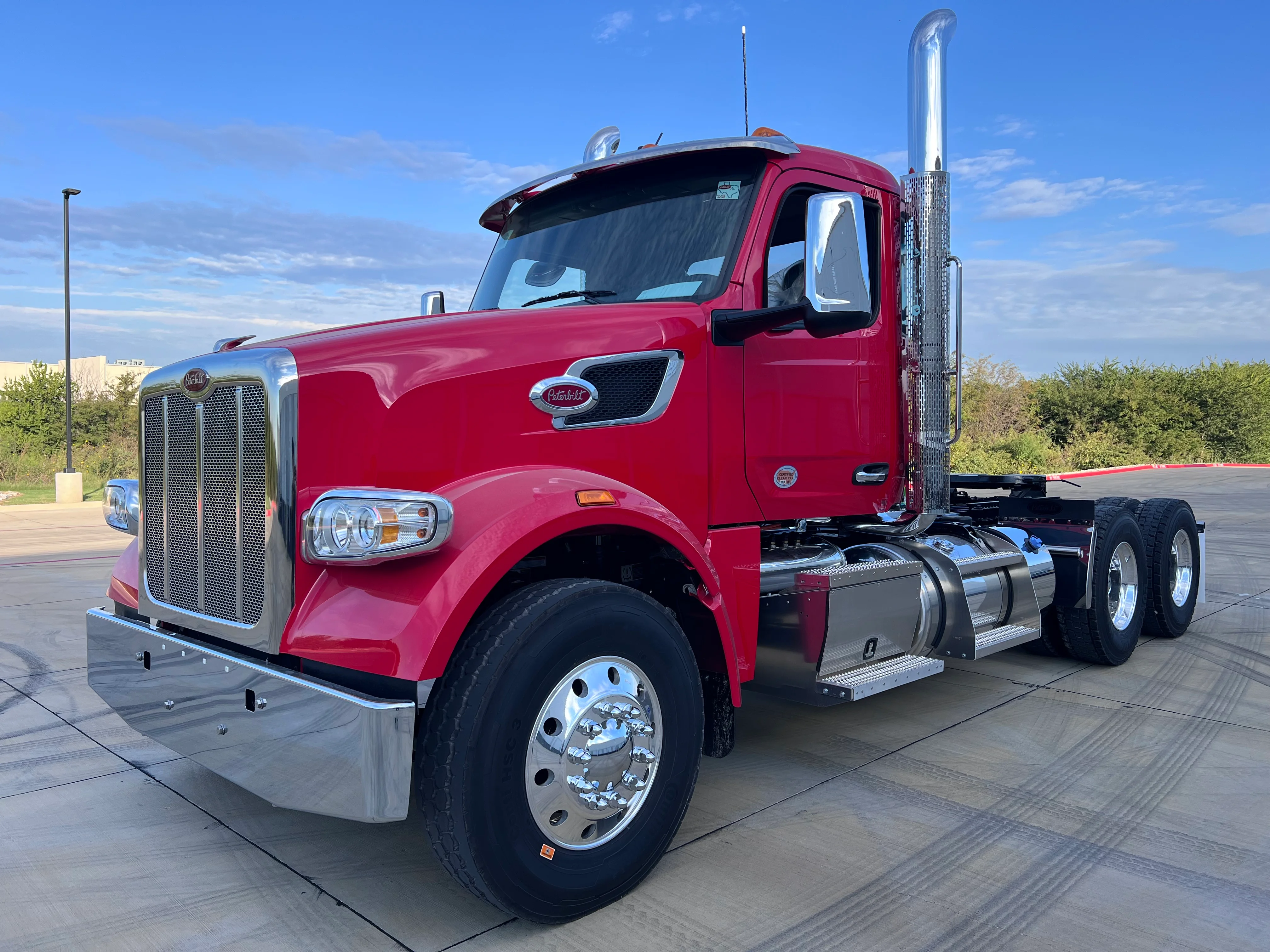 2026 Peterbilt 567 in Evansville, IN