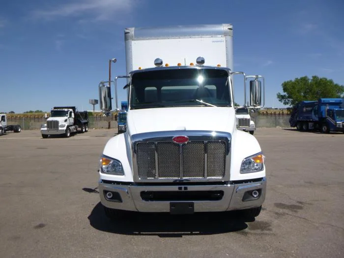 2025 Peterbilt 536 - image 4