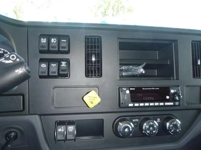 2025 Peterbilt 536 - image 22