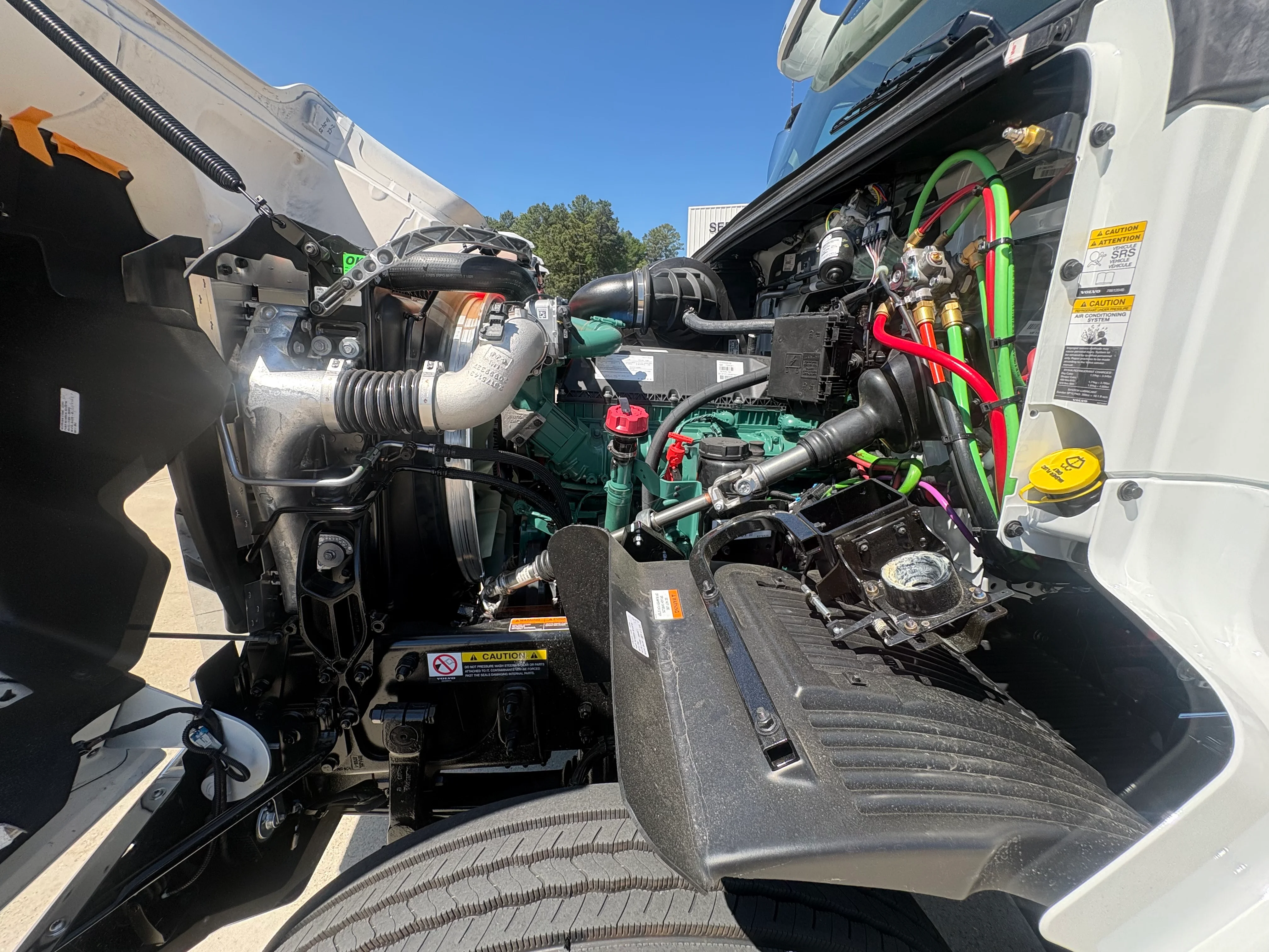 2027 Volvo VHD 300 in Shreveport, LA — photo 13