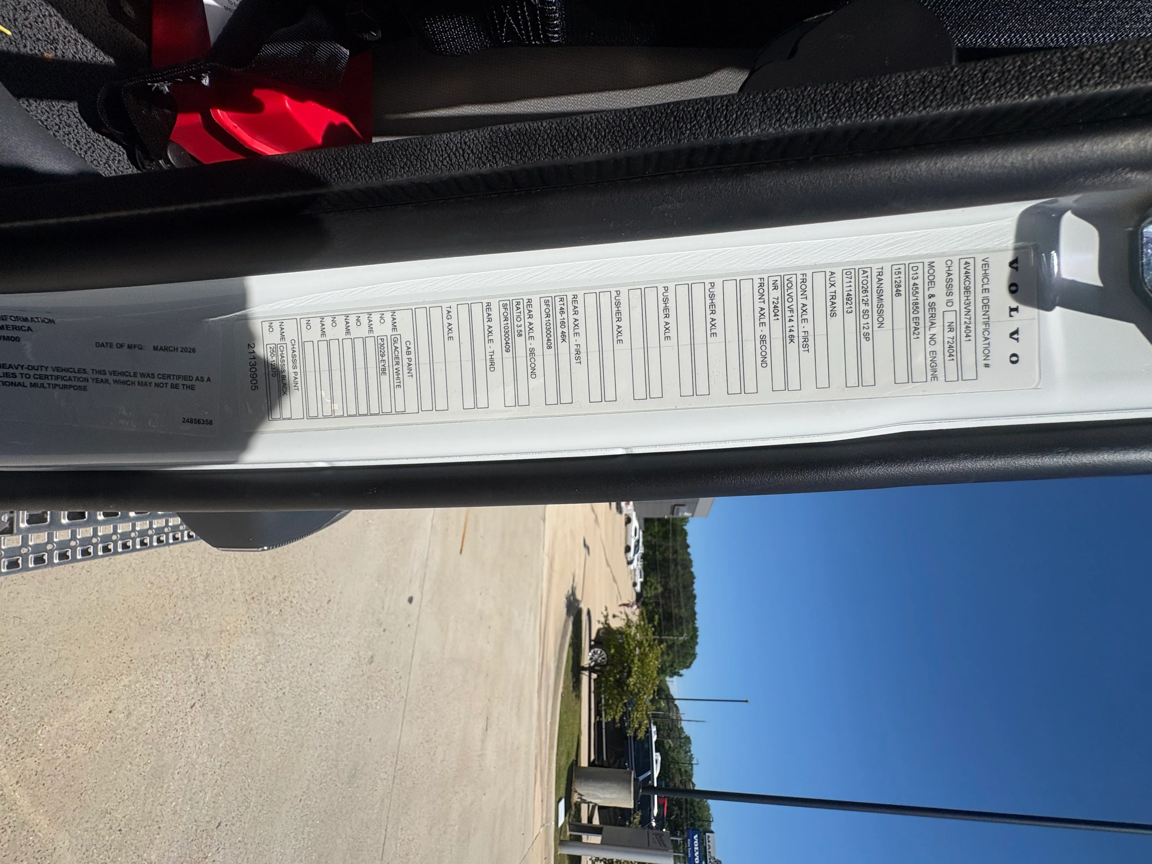 2027 Volvo VHD 300 in Shreveport, LA — photo 16