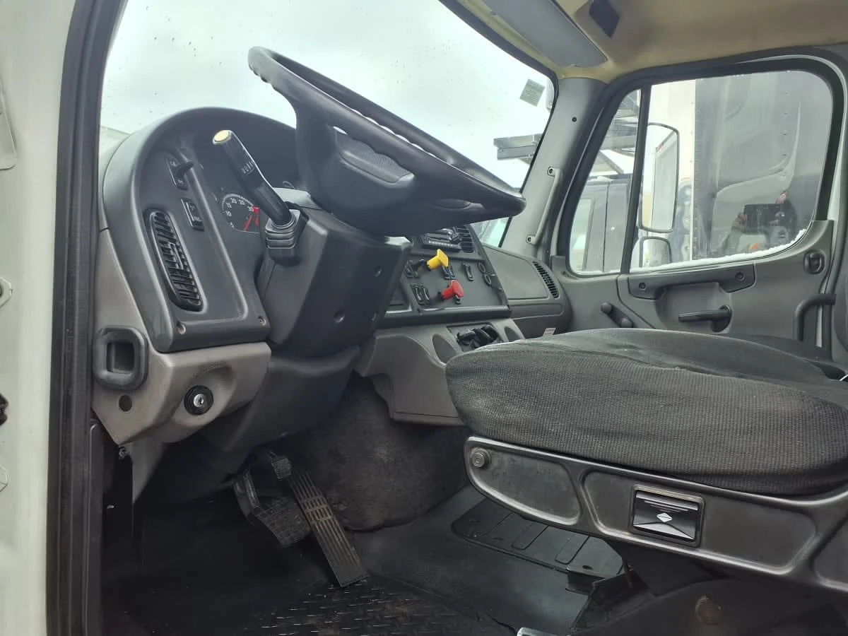 2019 Freightliner M2 112 in Taylor, MI — photo 7