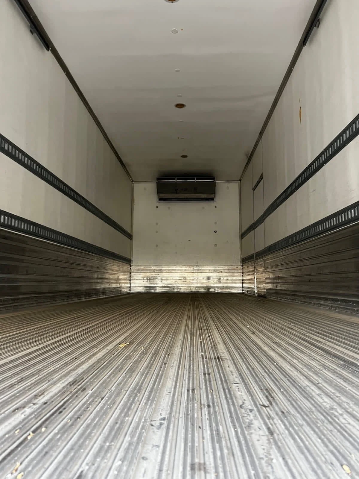 2019 International MV - image 9