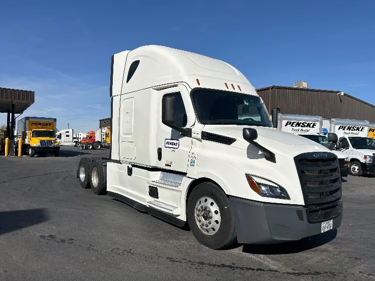2022 Freightliner Cascadia in El Paso, TX